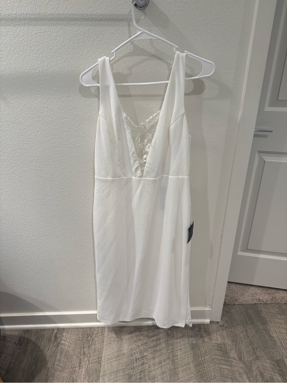 Lulu's wedding dress White Lace-Trim V-Neck Chemise